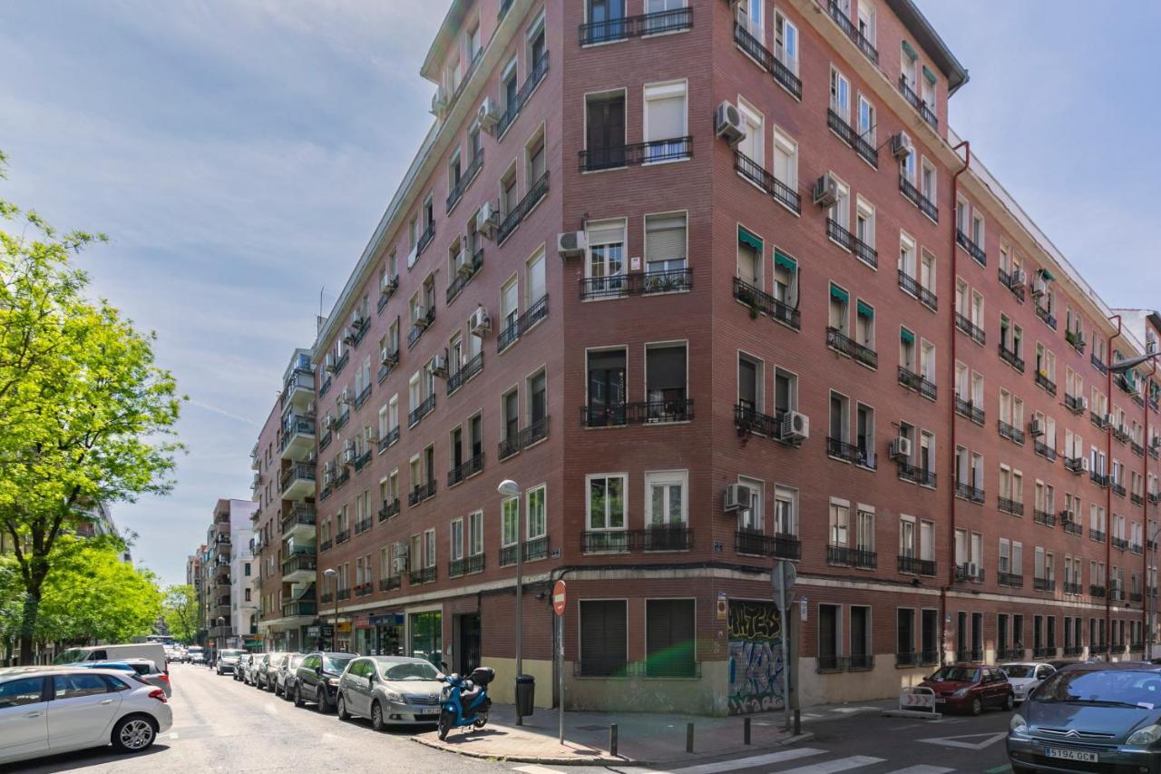 Madrid Pacifico, Junto Al Retiro, 2 Habitaciones, Madrid